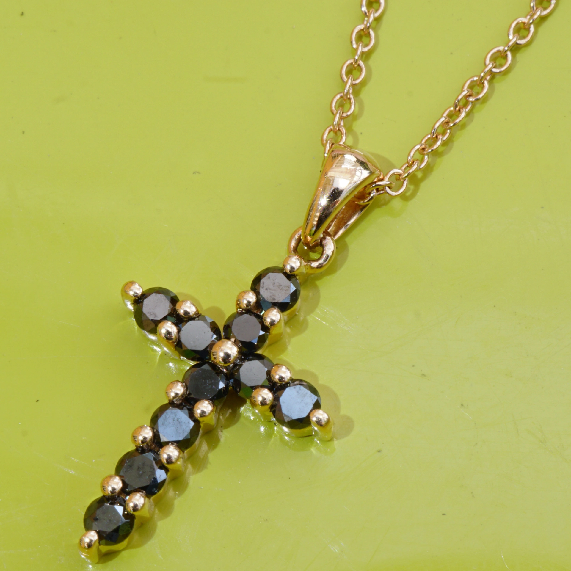 Black Brilliant Cross Pendant 0.35 ct 18 kt Rose Gold made in Italy