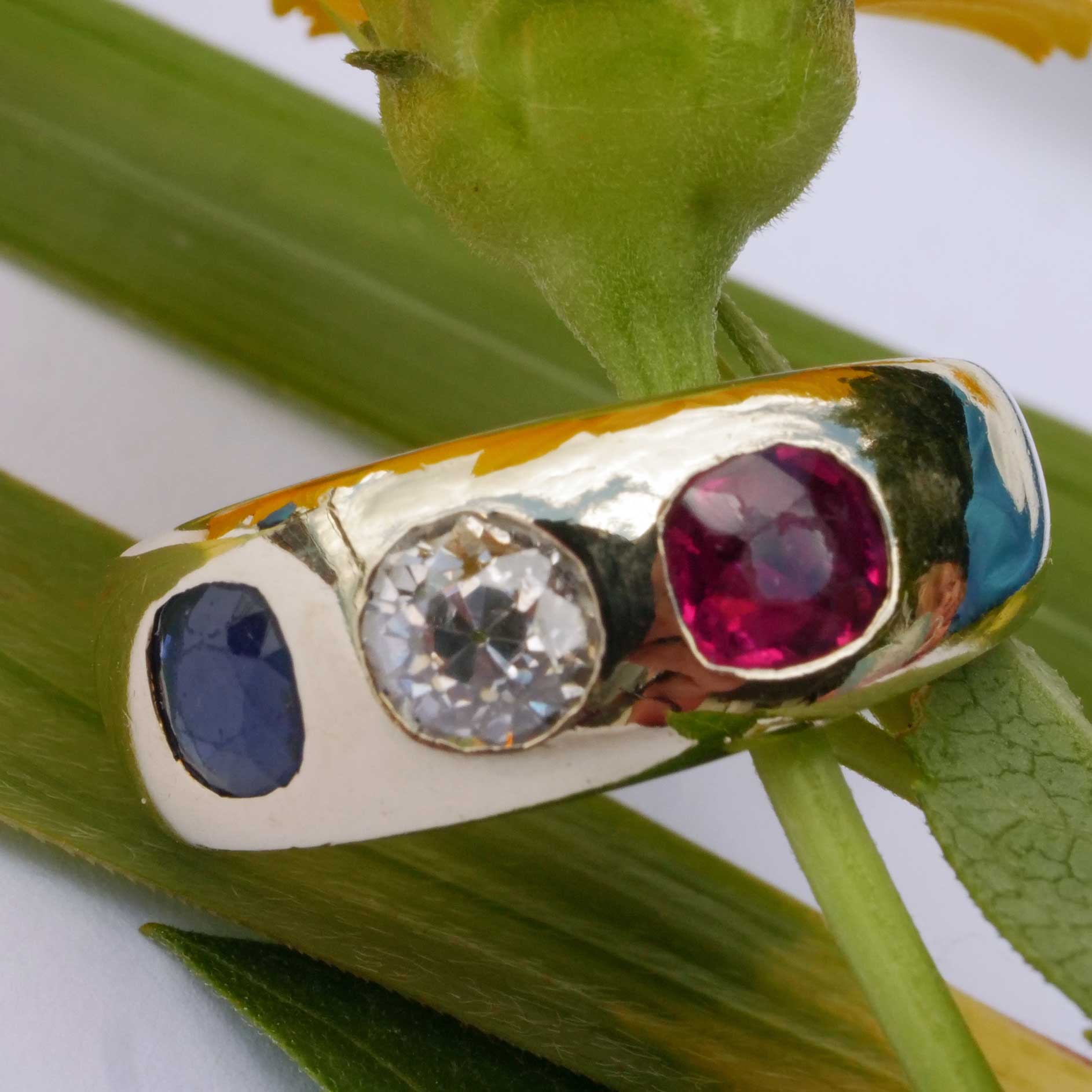 Sapphire Ruby Old Cut Brilliant Band Ring 585 Yellow Gold... beautiful gemstone qualities polished