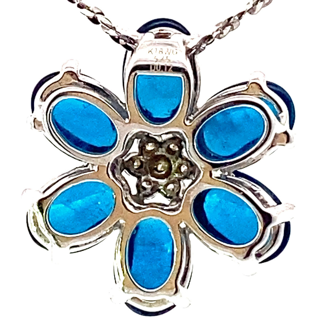 Pendant NEON Colors Apatite and Brilliants 18 kt White Gold 5.45 carats with Chain