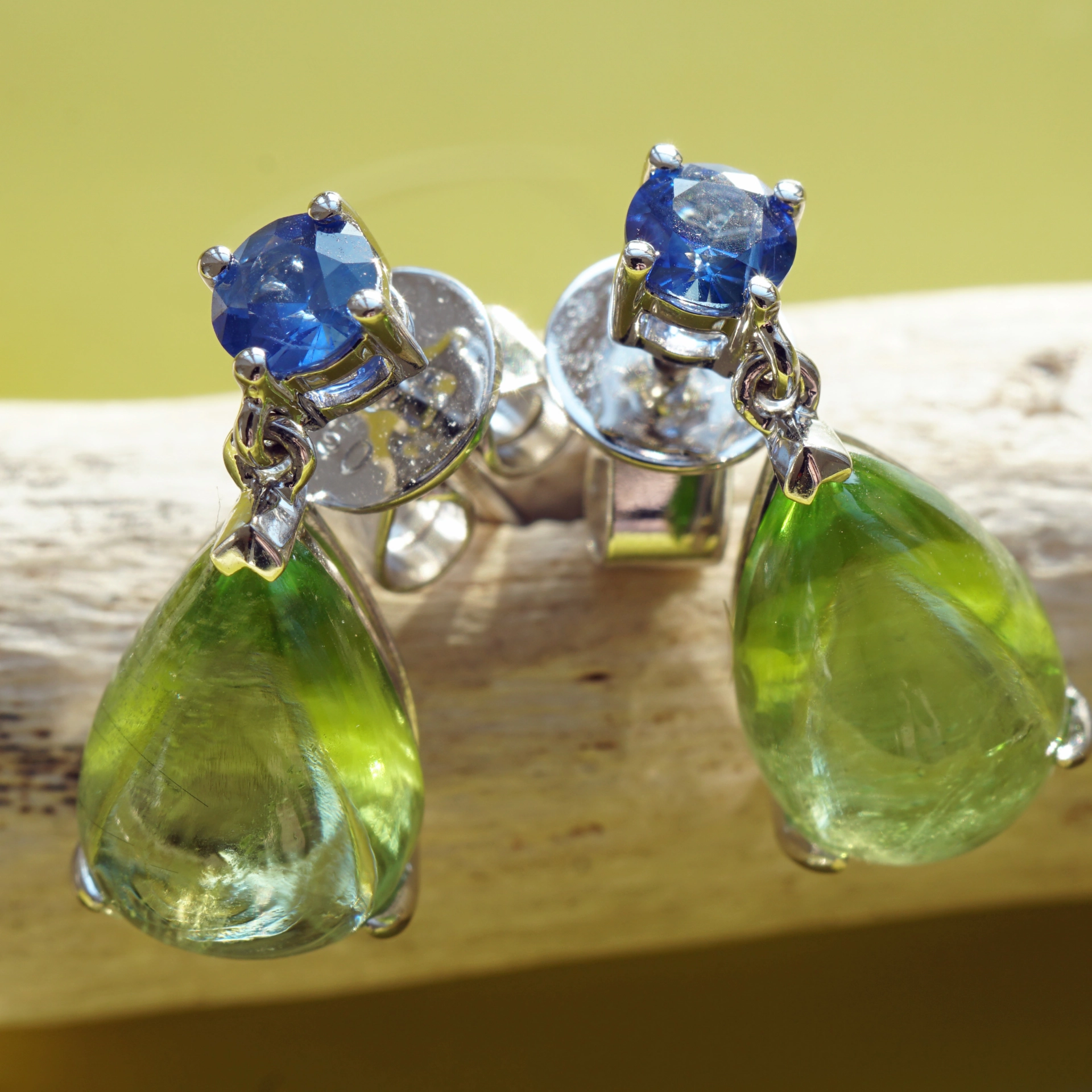 Saphir Peridot Ohrstecker 750er Weissgold...Herzensbrecher Farben Top Saphirqualität