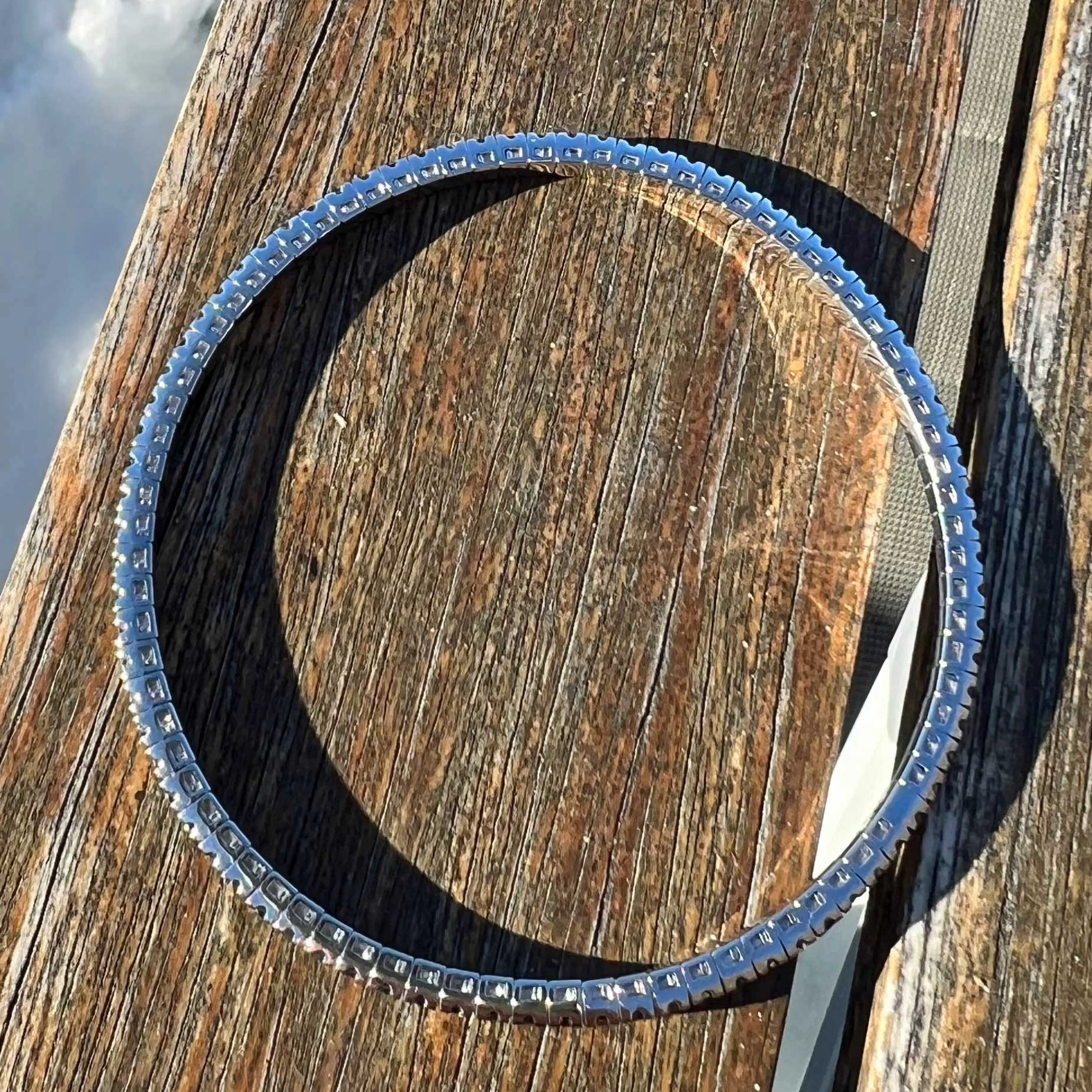 Flexible Bracelet 3.77 ct TW VS Whitegold 18 kt The hottest amazing piece of jewelry