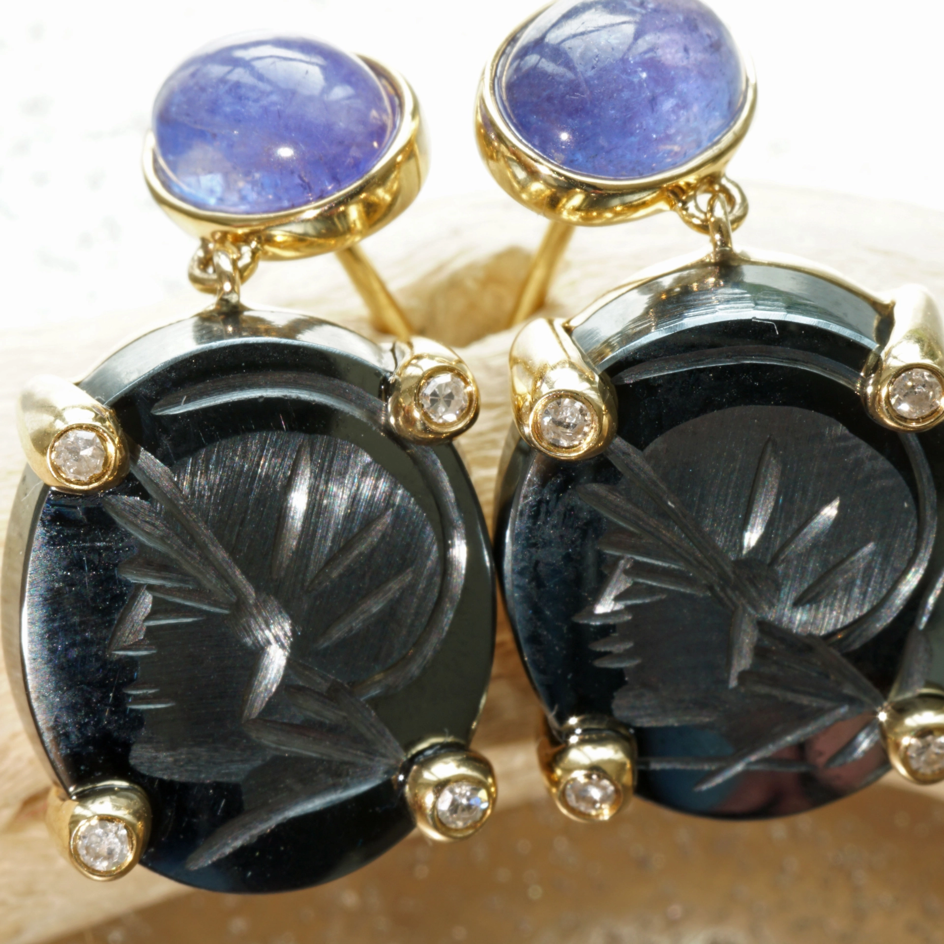 Tansanite Diamond Earrings...be my Warrior...18kt Yellowgold
