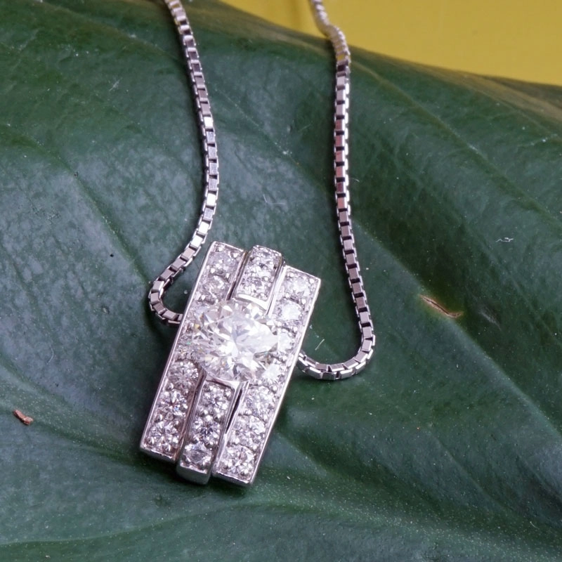 Brillant-Anhänger-Kette-950er-850er-Platin-0.259ct-0.44ct