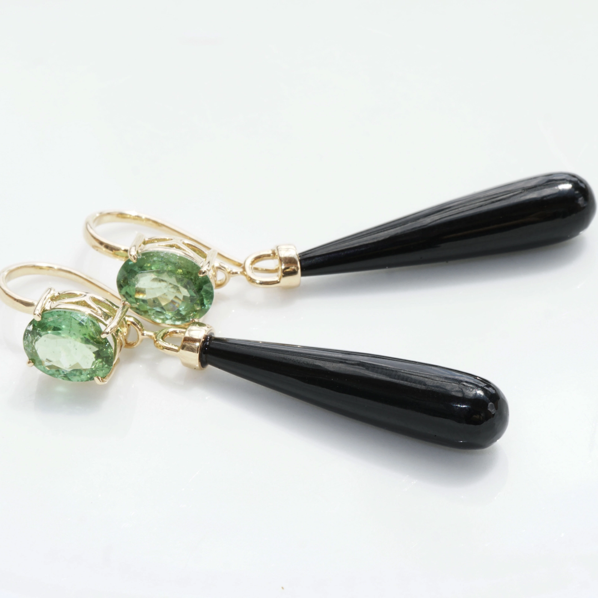 Mandarin Garnet Amazonite Earrings 18 kt Yellowgold...such a Fun