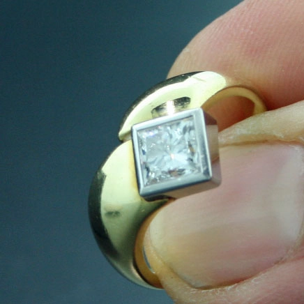 Diamant-Ring, 585er-Gold, Prinzess-Diamant, 0.95 ct, TW-W / VVS-VS