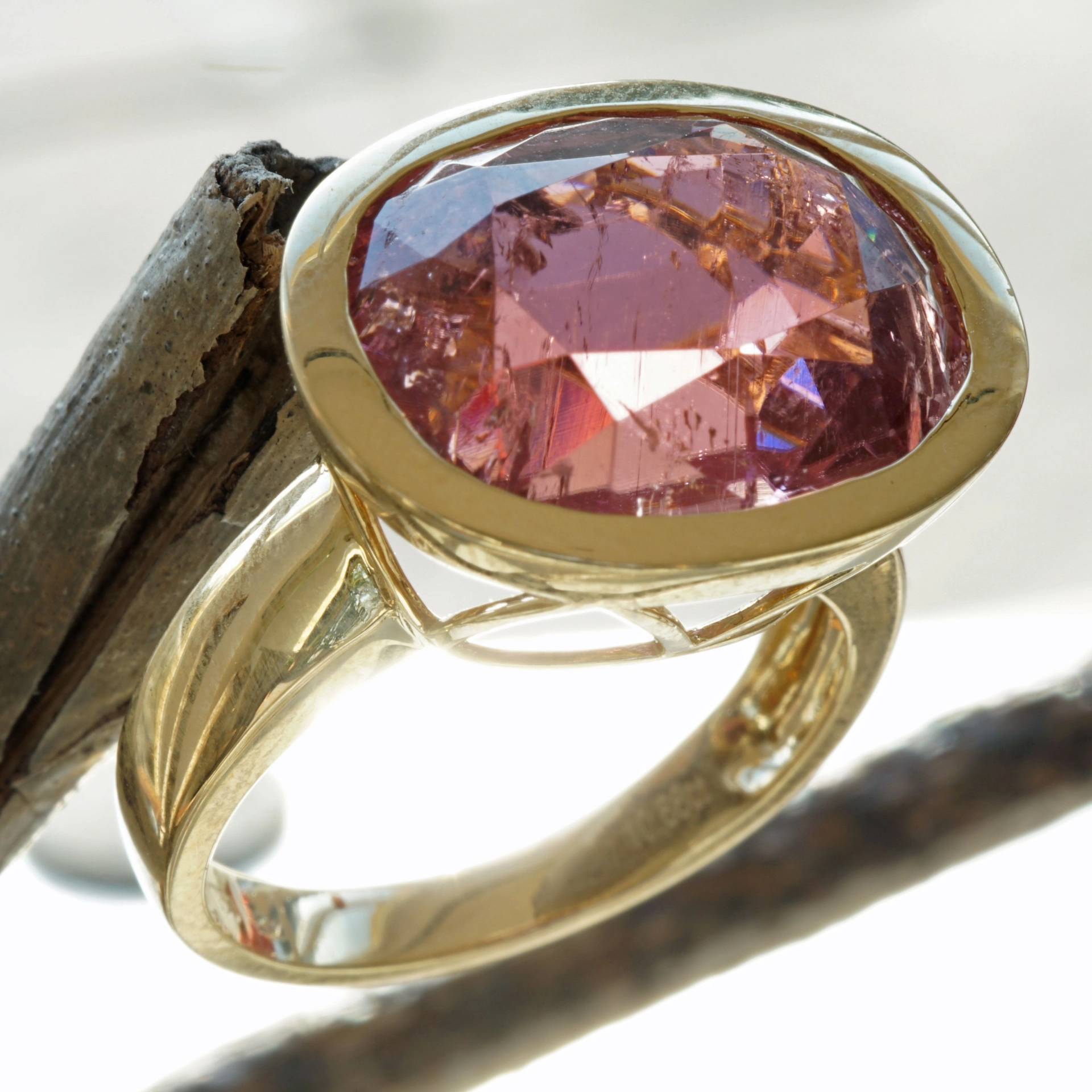 Rubellit Ring from Afghanistan...your graceful companion