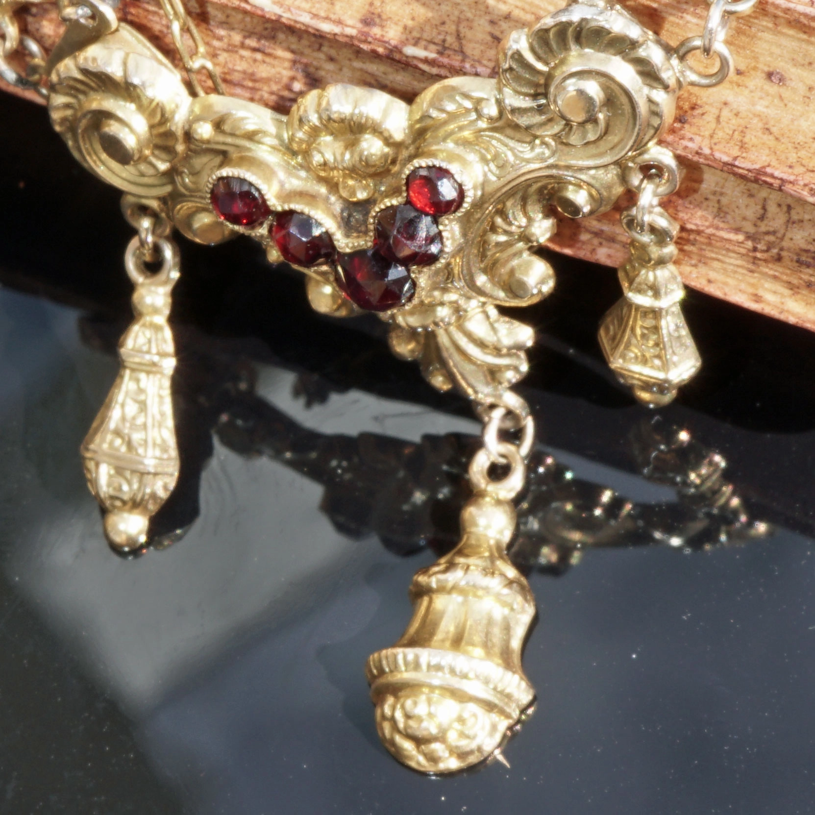 Biedermeier Necklace around 1840 rolled Gold on Silver with Chain in 585 Yellow Gold Karfunkelmania