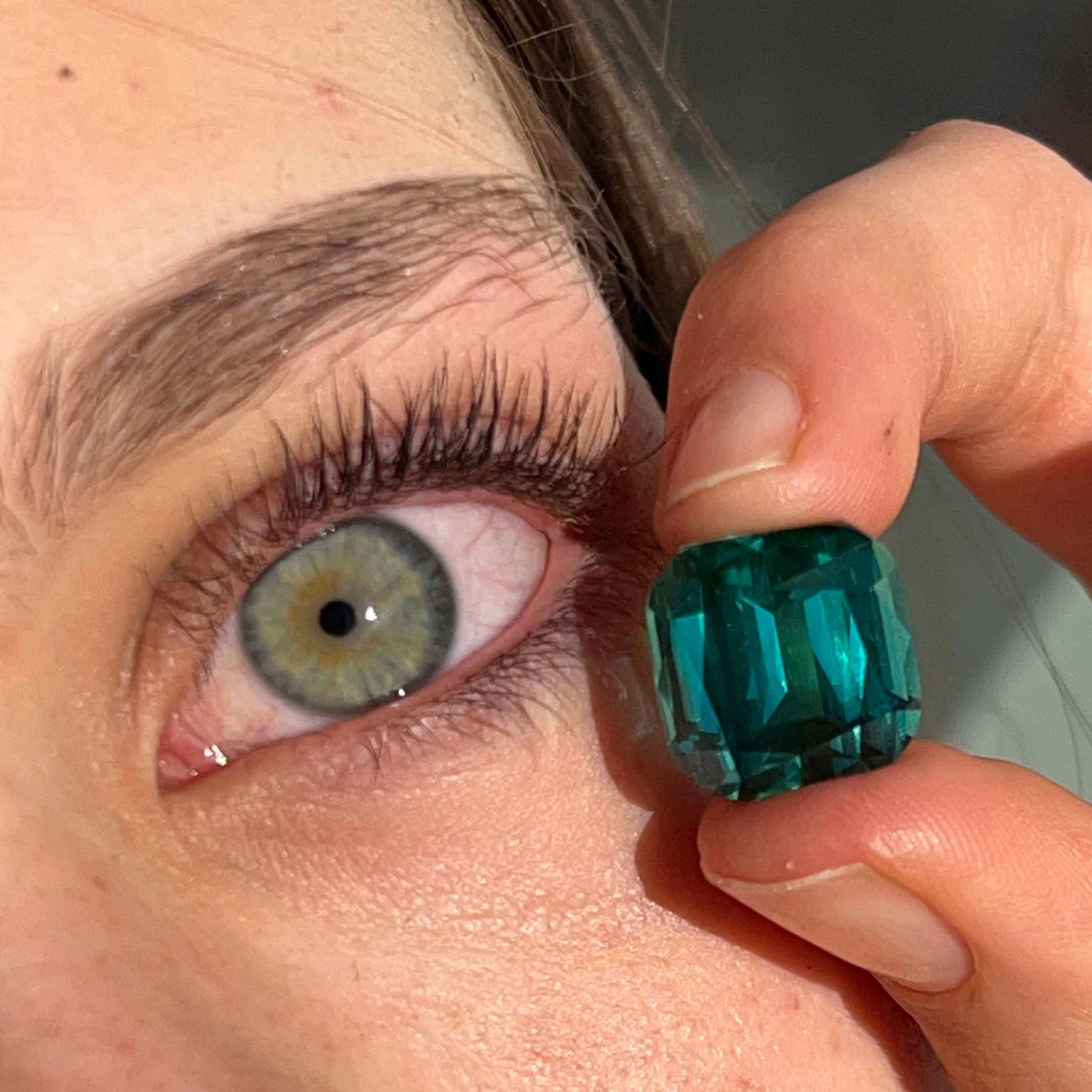 Lagoon Tourmaline in the super Class AAA+ 21.56 ct Afghanistan 98% pure Investment Gemstone