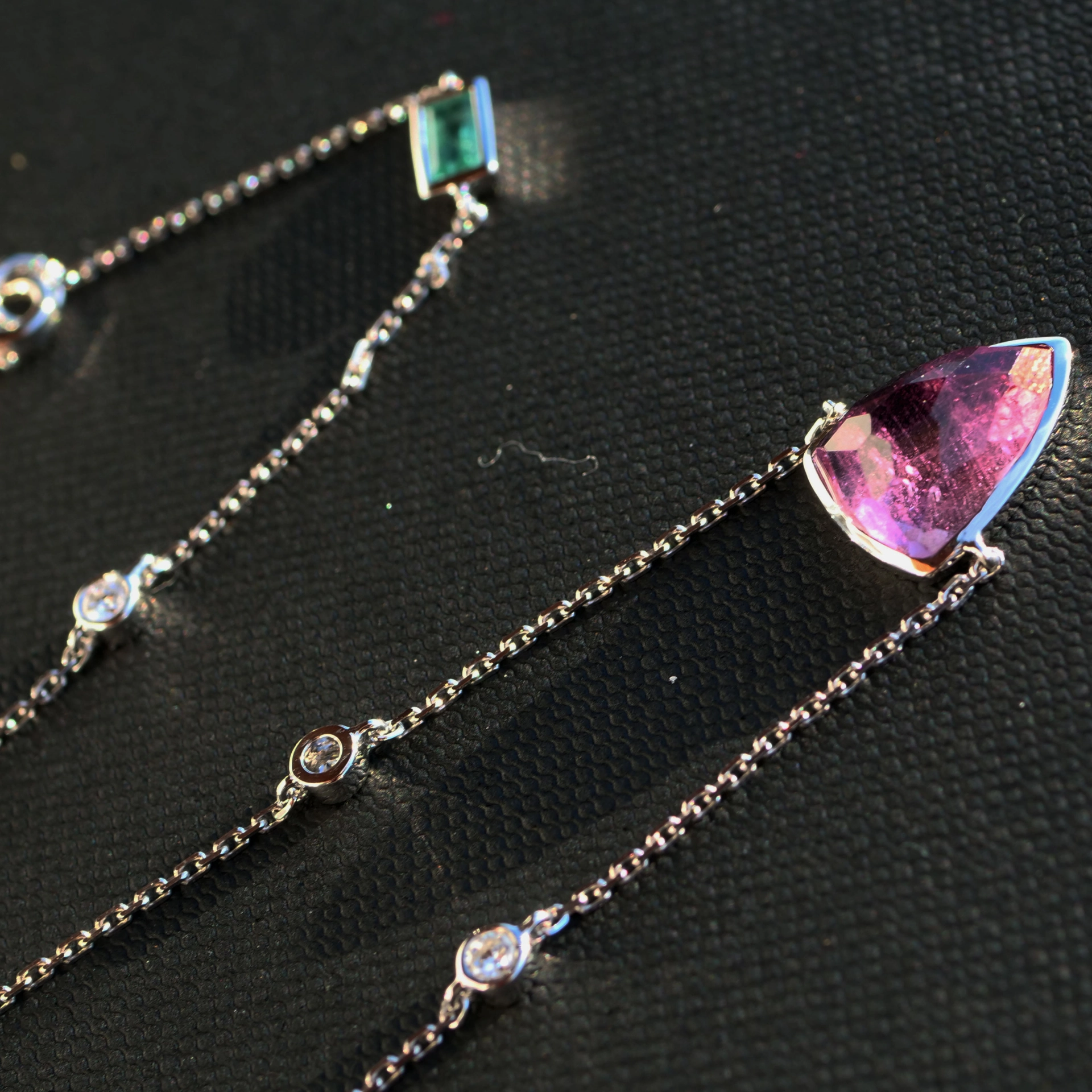 Modern Dream Necklace with kolumbian Emeralds and a Rosecut Turmalin