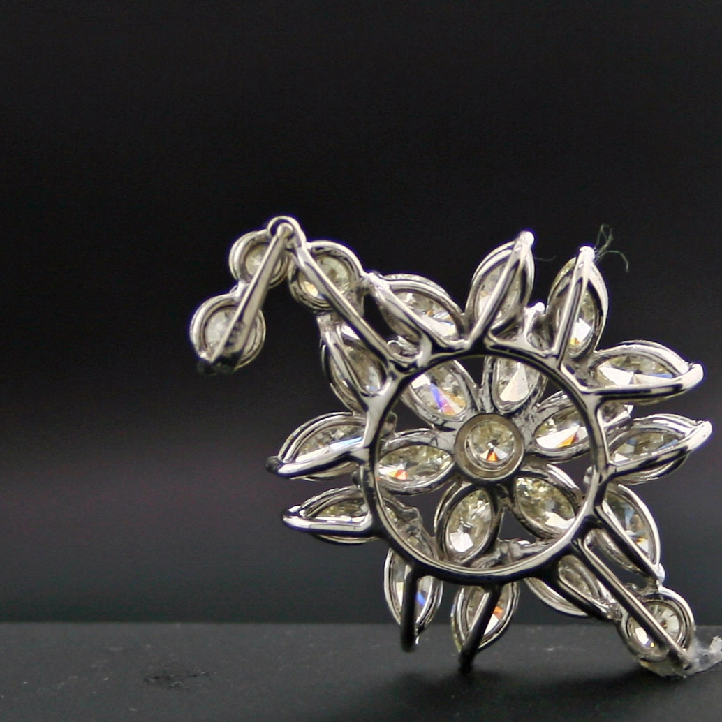 Brillant-Anhänger mit Kette, 900/-Platin