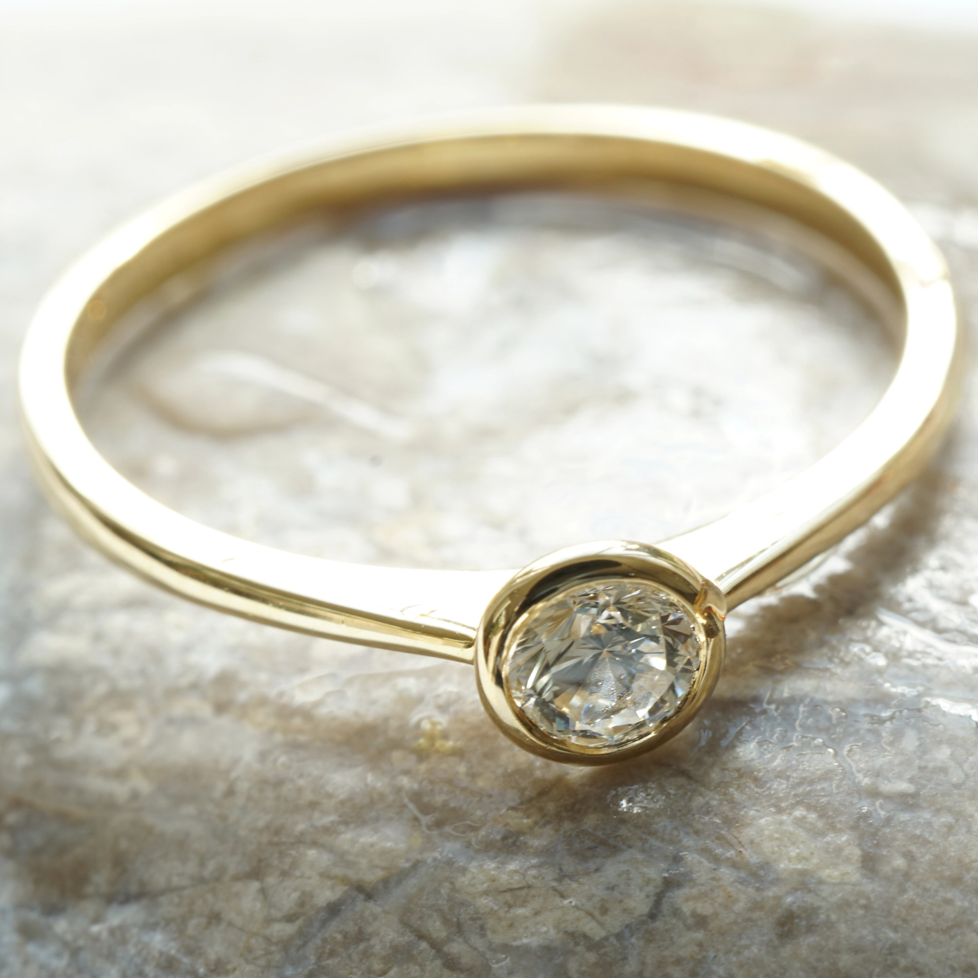 Solitaire Brilliant Ring 0.21 ct TW VVS-VS 750 Yellow Gold 4.7 mm D. Great Brilliance