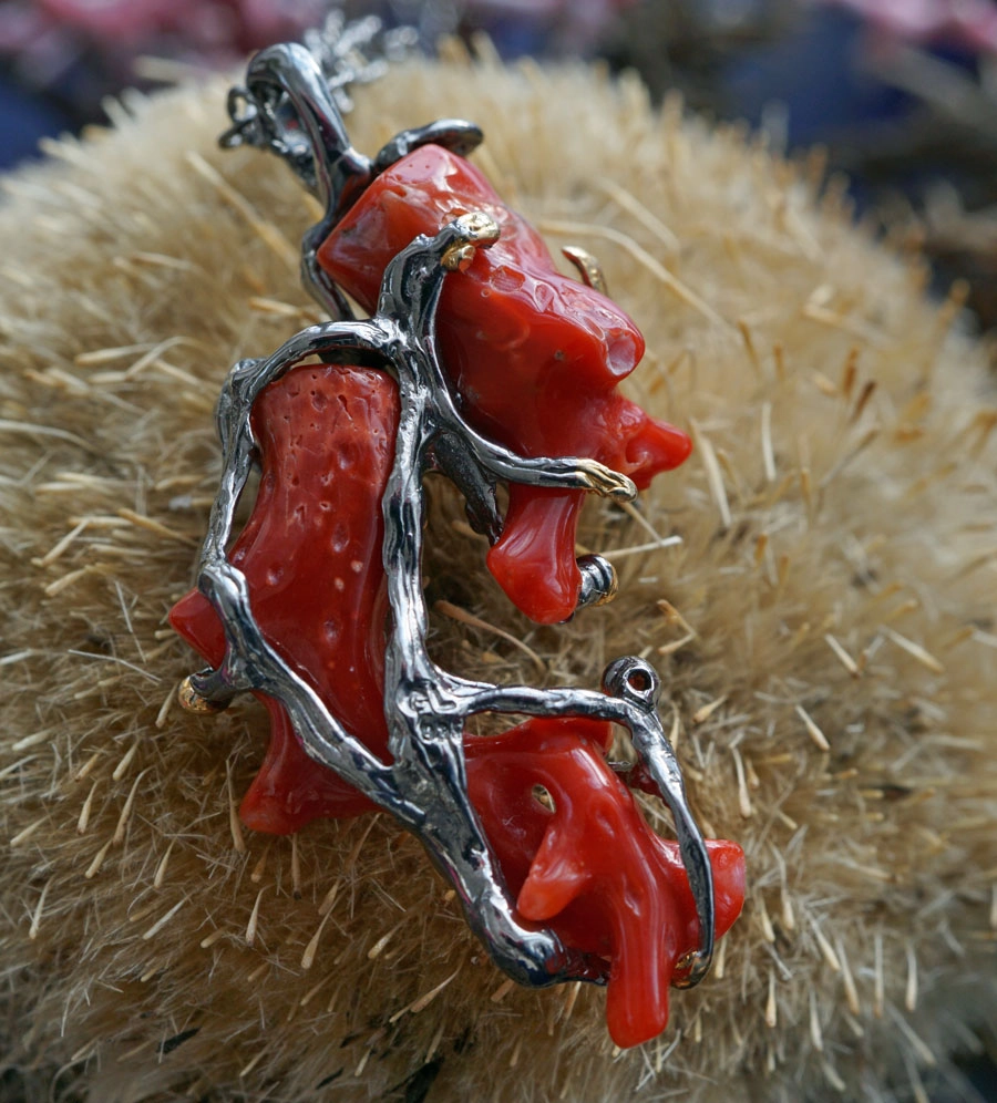 Anhänger Silber Koralle Saphir Kleines Kunstwerk Kette 50 cm lang Silber vergoldet