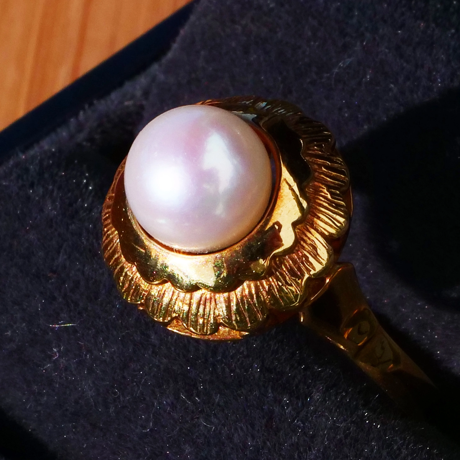 Vintage Ring 14 kt Yellowgold with Akoya Pearl