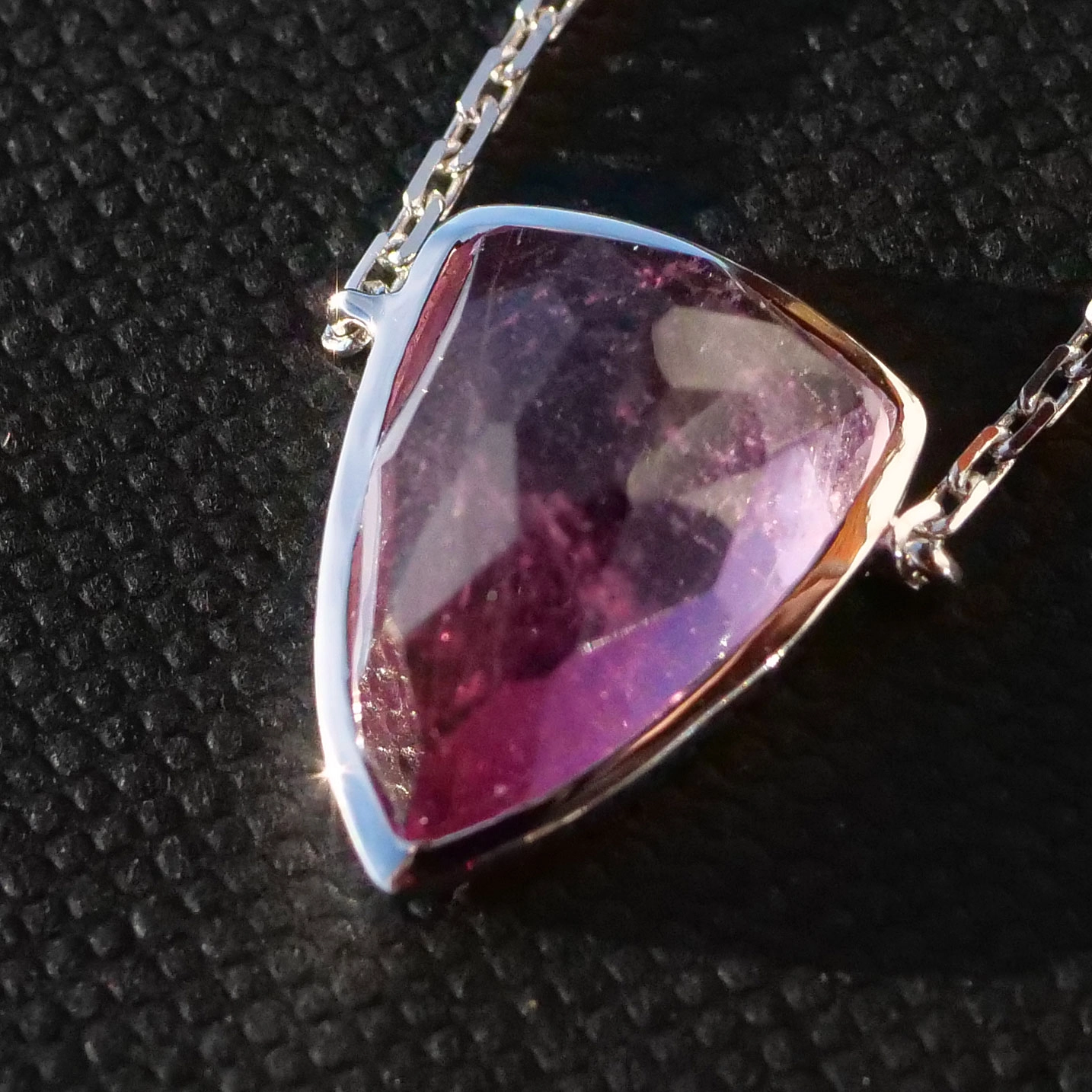 Modern Dream Necklace with kolumbian Emeralds and a Rosecut Turmalin