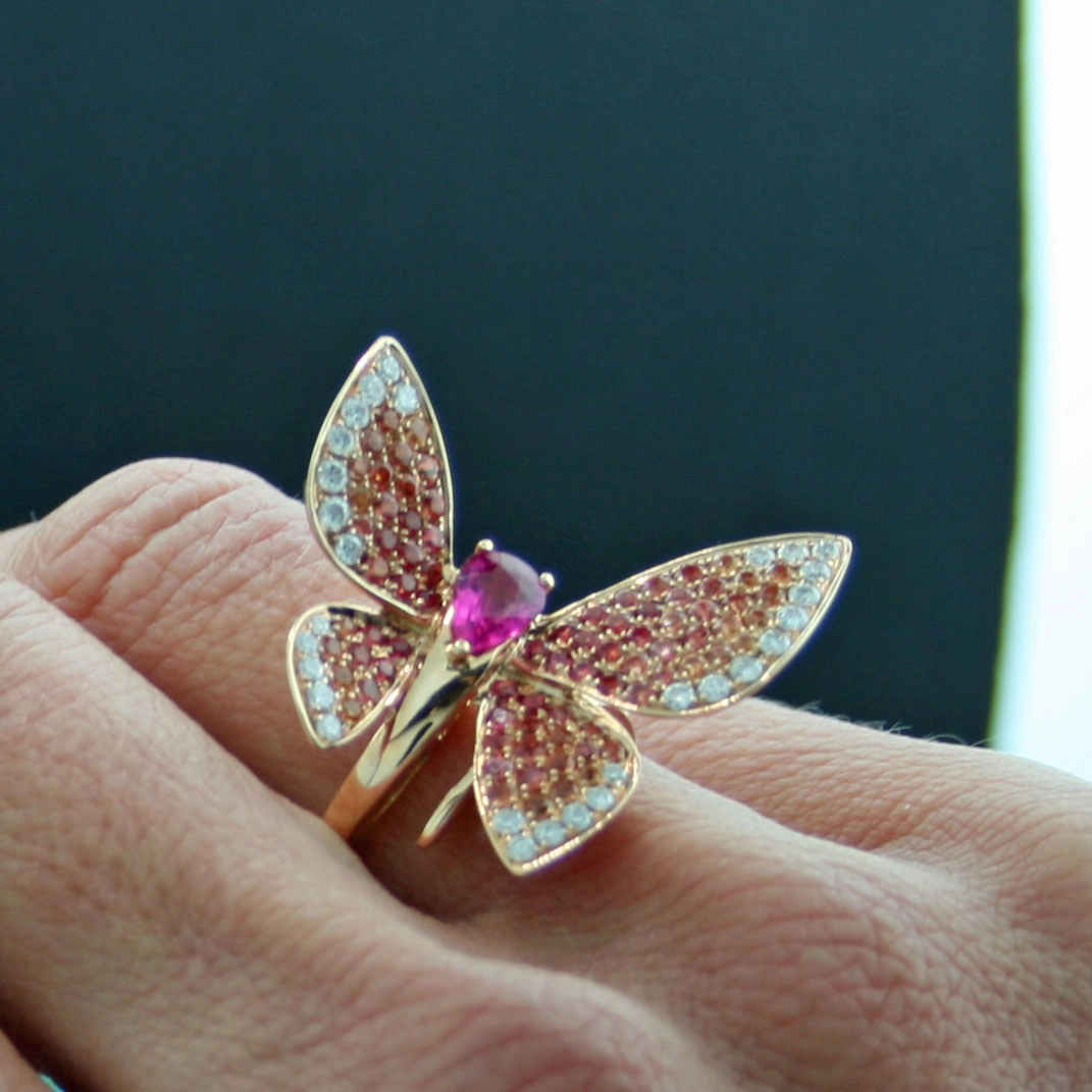 Animal Jewellery Butterfly Ring 18 kt Gold...lovingly designed