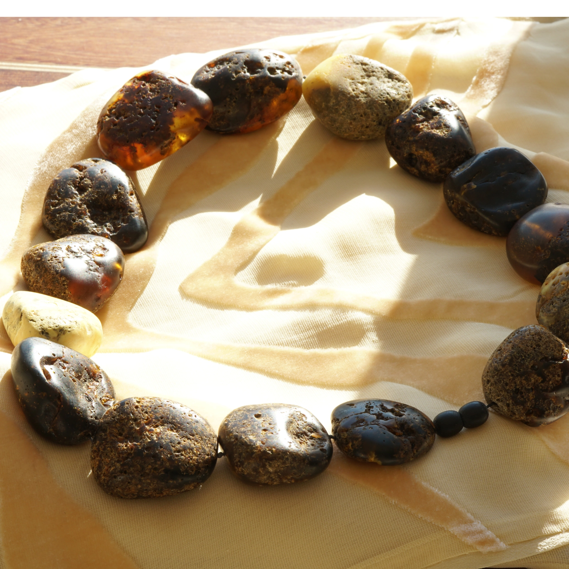 Natural Mega Seize Amber Collar 160 Grams..rare Colors and Seizes