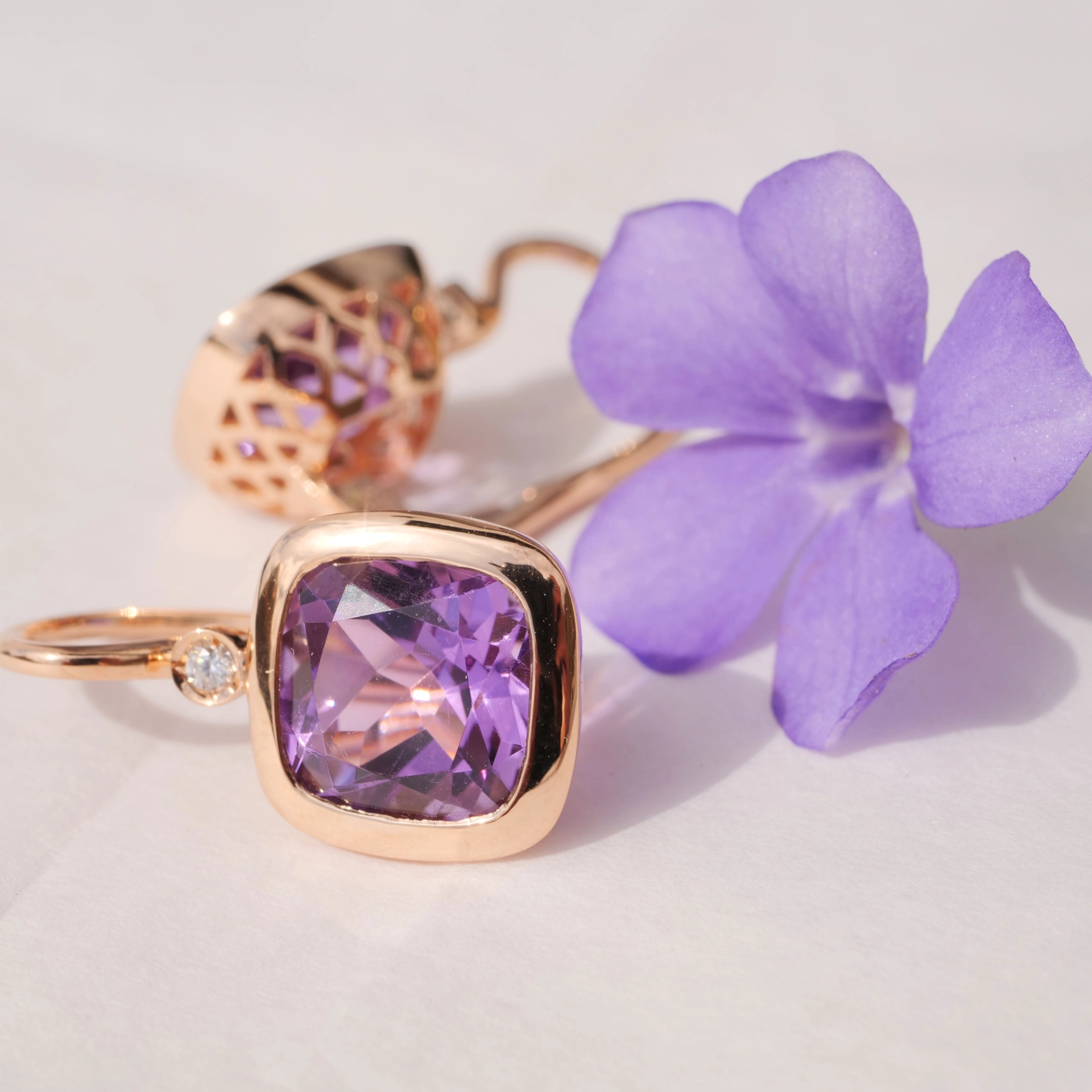 Earring with Amethyst and Diamonds...modern Setting...High End italian Jewelery 