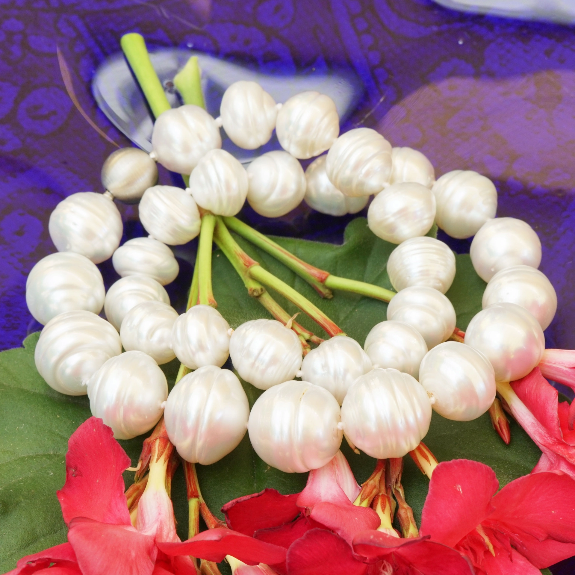 Southsea Pearl Necklace baroque Surface 12,5-18 mm