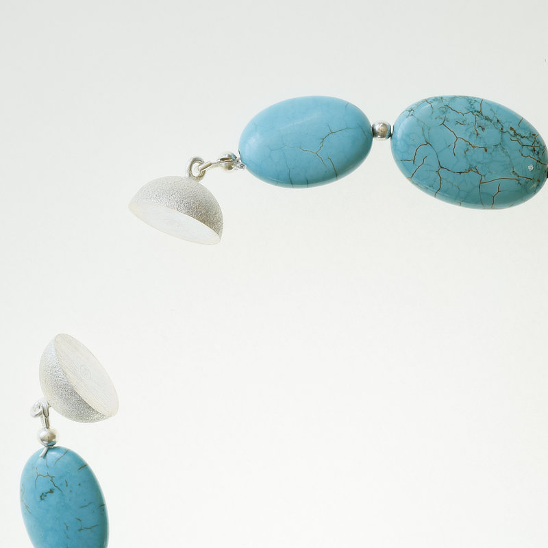 Turquoise amber necklace with magnetic clasp in 925 silver and flower pendant I This is how amber looks fresh and fashionable