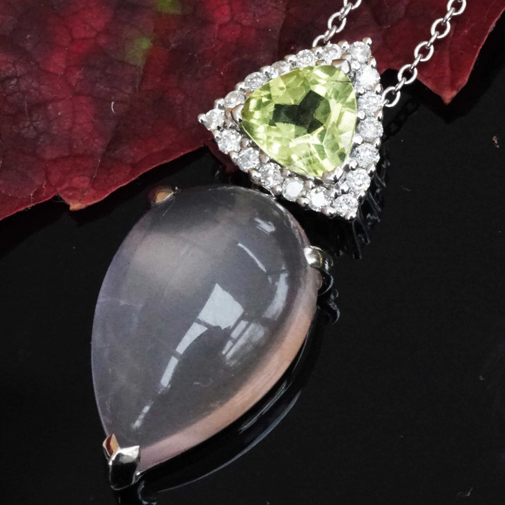 Rose Quartz Peridot Pendant with Chain 18 kt White Gold...lovely pastelcolor