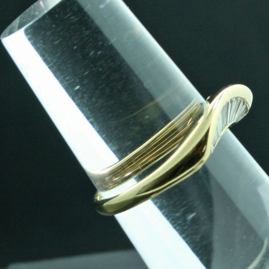 "Wave", Brillant-Ring in 750er-Gold, 0.42 ct