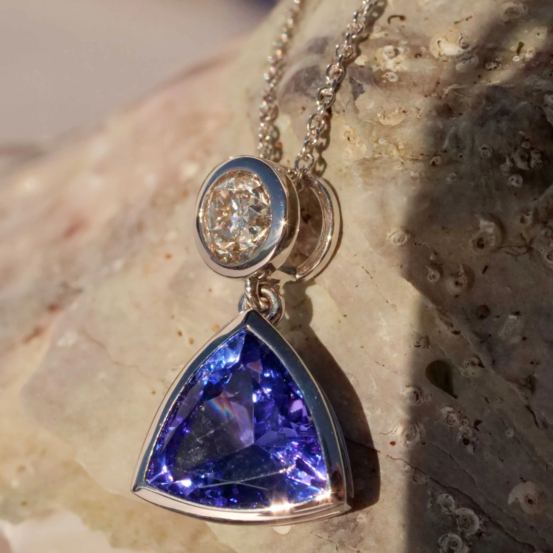 Tanzanite Pendant with Diamonds....Luxury Mood 18 kt White Gold GIA Certificate