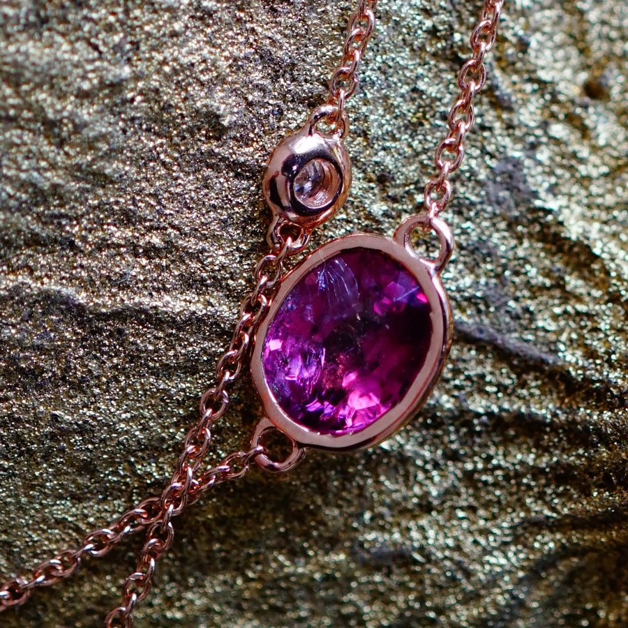 Spinell Brillant Collier 750er Rosegold 60 cm lang