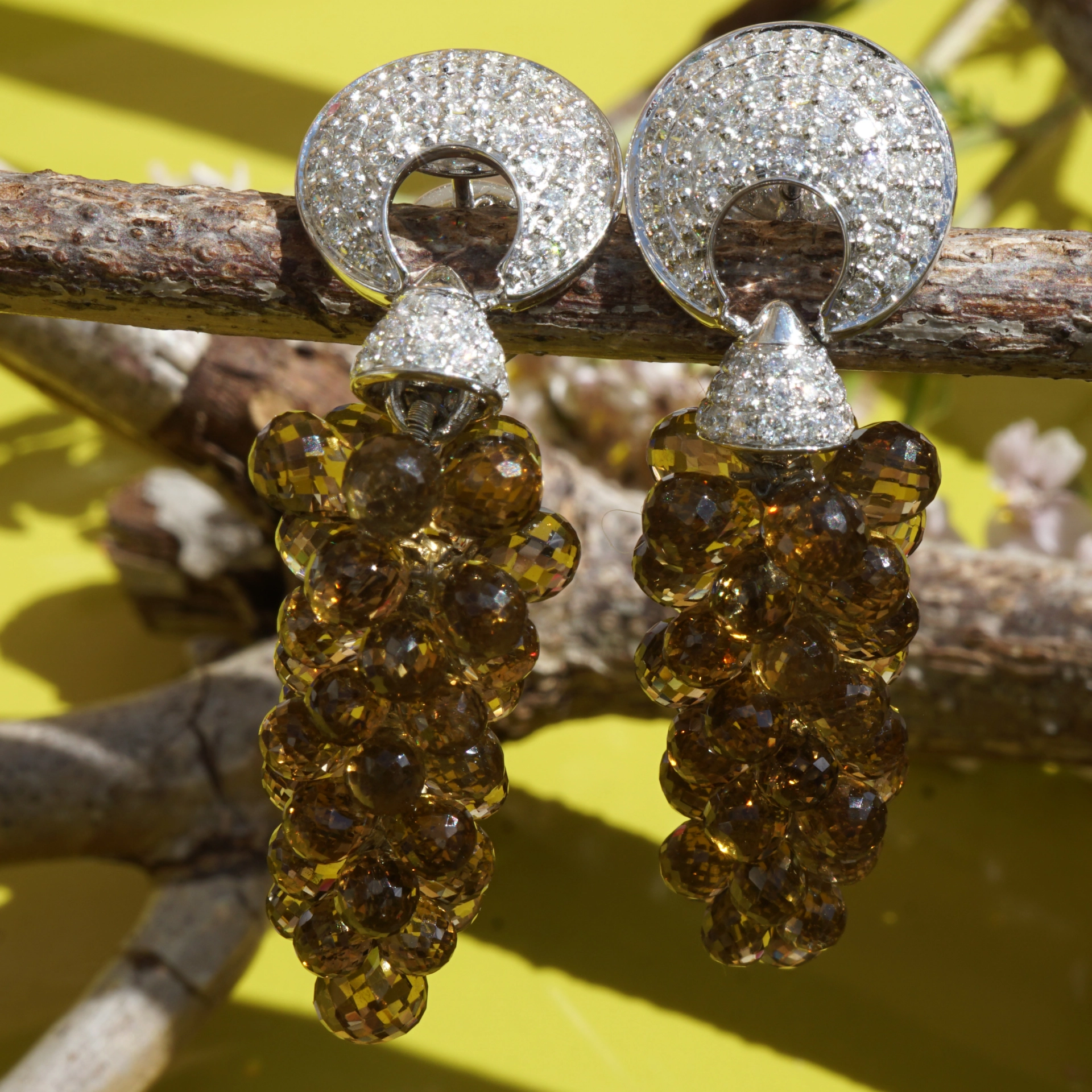 Diamond Smokey Quartz Earrings 18 kt Whitegold...exciting in the Shape of Grapes
