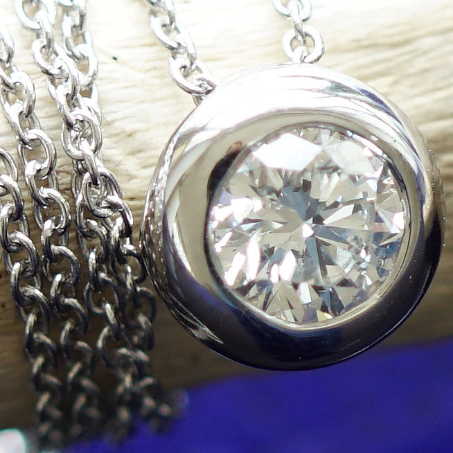 Diamond Pendant with Chain 0.41 ct TW SI...classic Dream