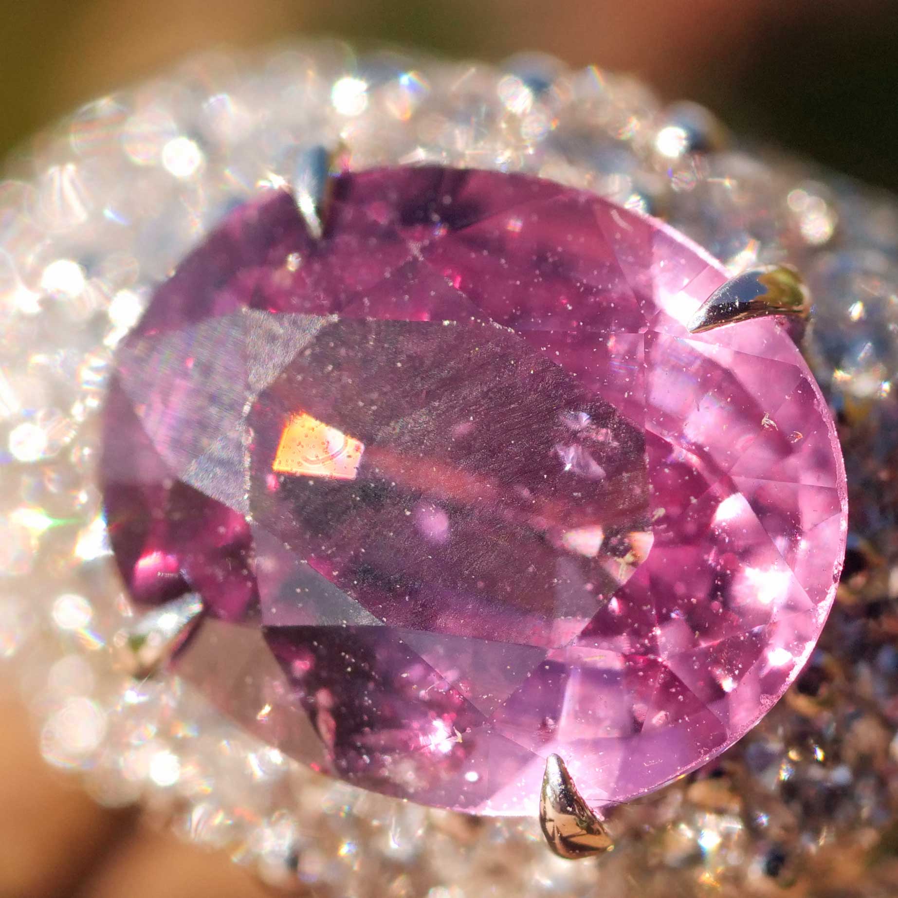 Ring sapphire brilliant 2.50 ct 1.76 ct so big and so vivid pink... TW VS 750 white gold