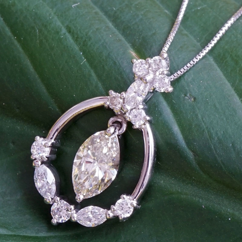 Brillant-Diamant-Anhänger-Kette-900er-Platin-0.83 ct-0.54 ct