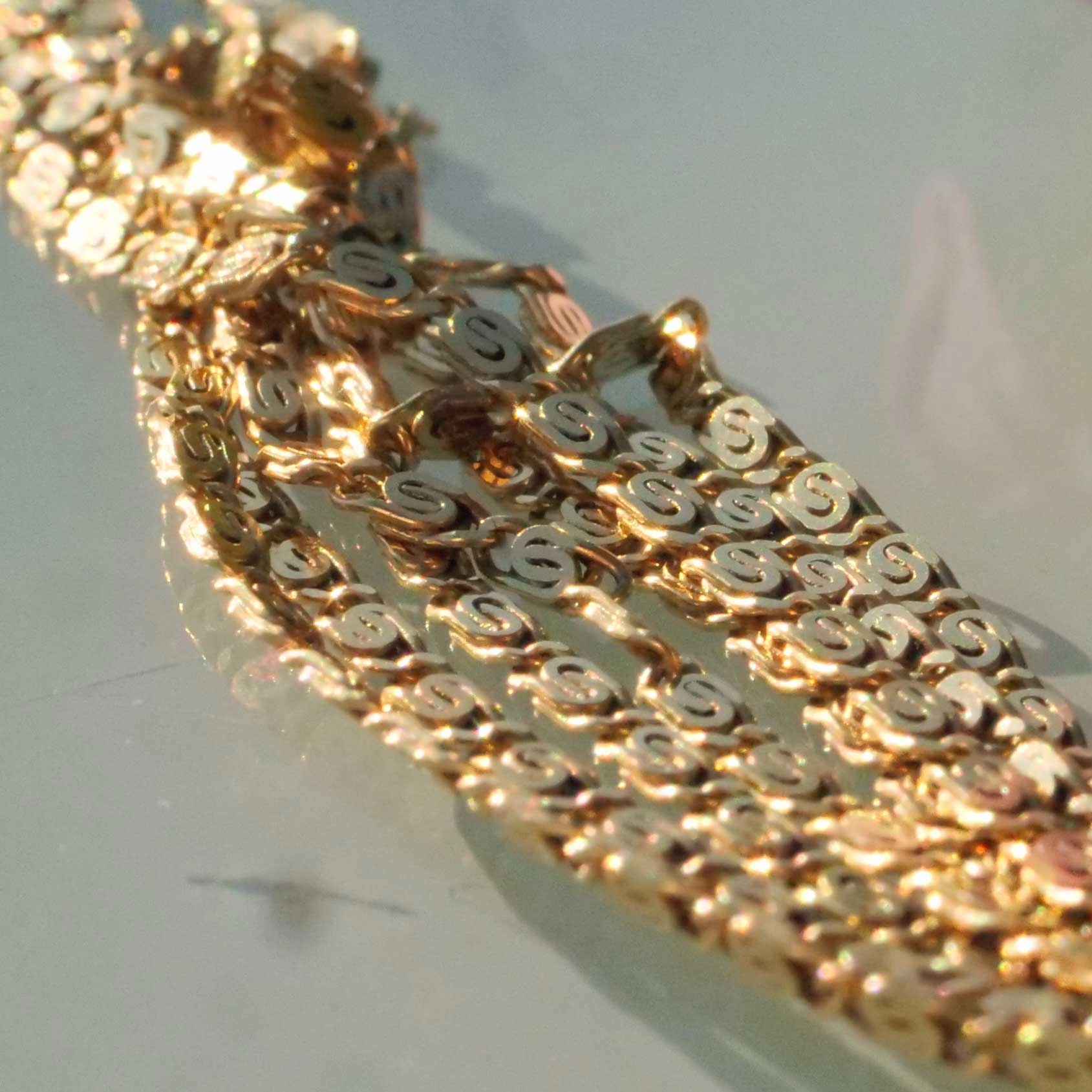 Delicate flat Curb Chain 14 kt Yellow Gold 10 Gramm 200 cm Lenght