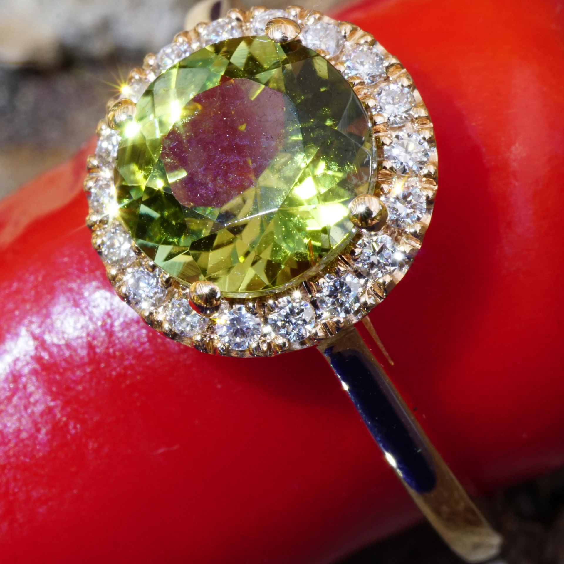 Turmalin Ring 18 kt Rosegold made in Valenza Springcolors
