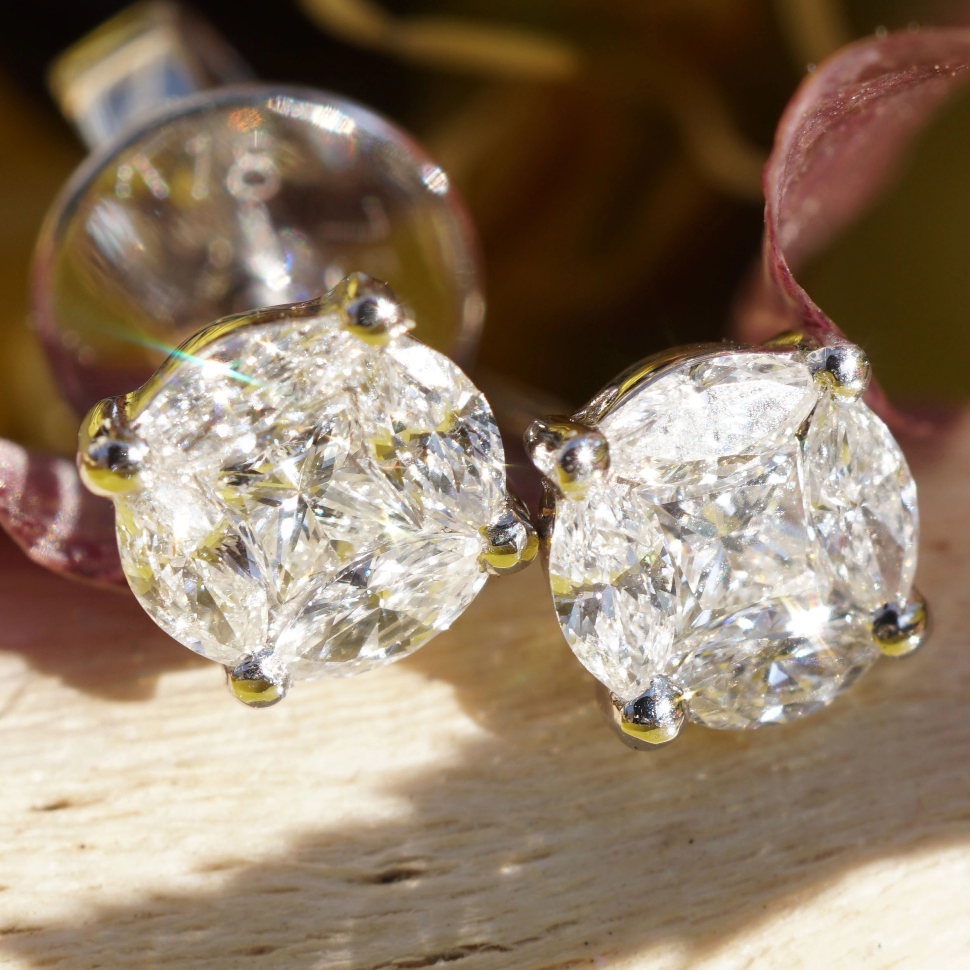 Prinzess Navette Ohrstecker 0.50ct W / SI-P1 Wirkung eines Halbkaräters