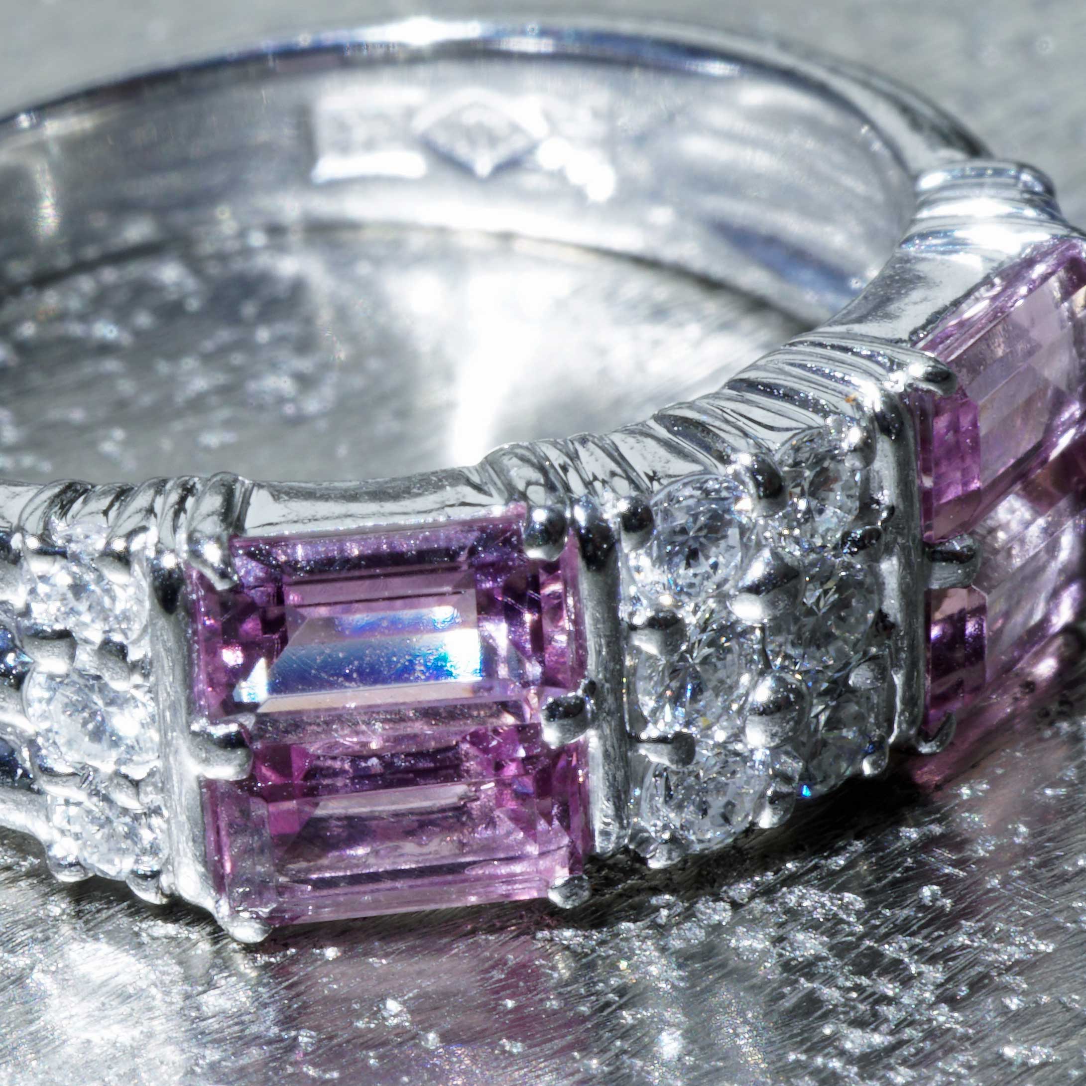 Pink Tourmaline Brilliant Ring 900 Platinum 1.18 ct 0.34 ct fancy Shape with geometric Structure