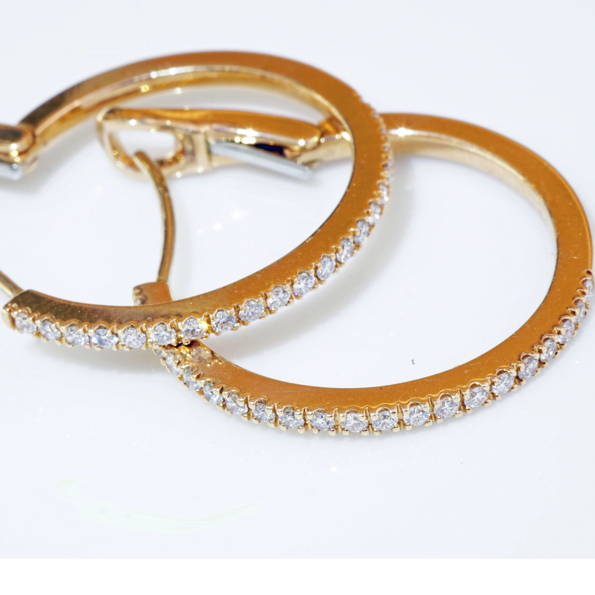 Brilliant Cut Diamond Creoles....italian Life Energy for every Day...18 kt Rose Gold
