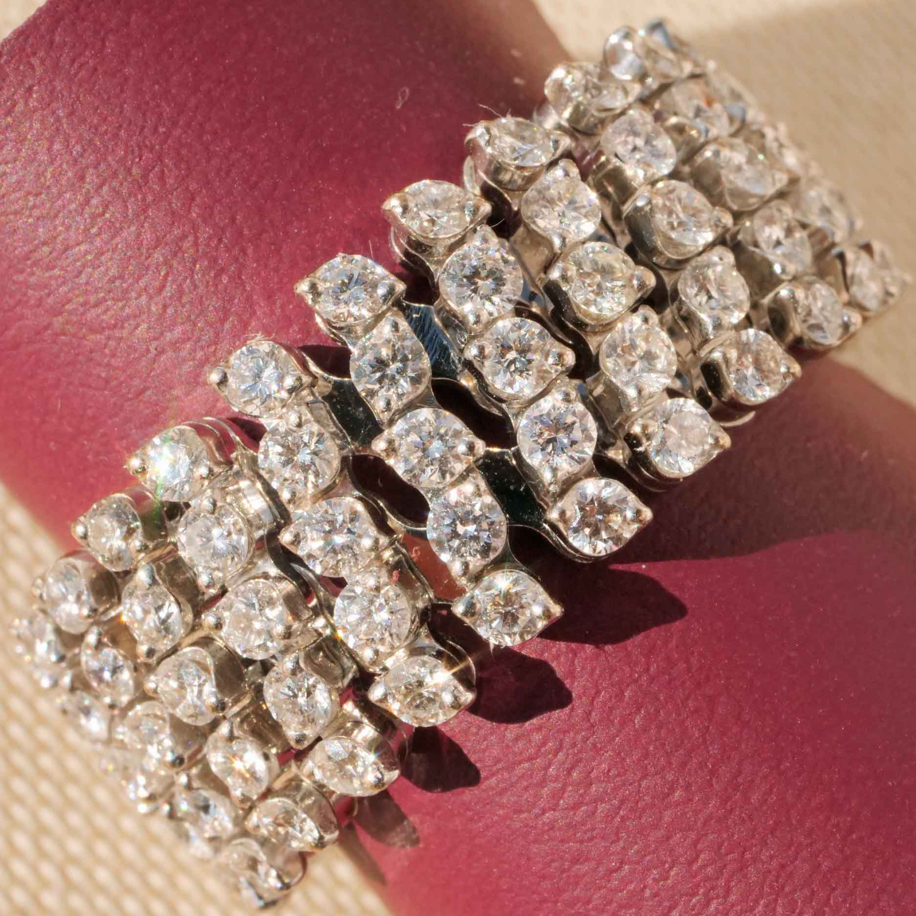 Serafino Consoli 18kt White Gold Brilliant Ring & Bracelet, 4.72ct TW VS