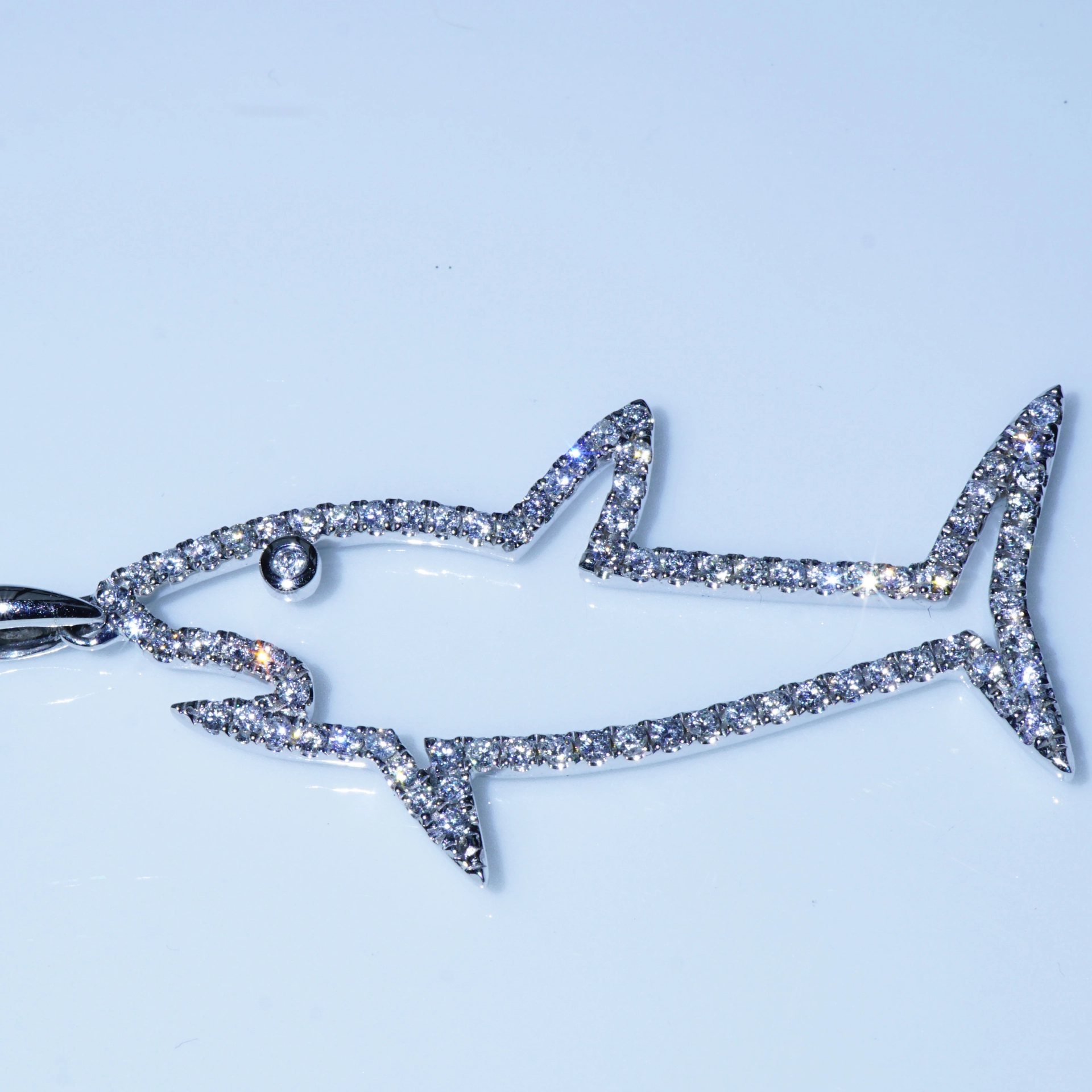 Shark Pendant Police Man of the Seas 18 White Gold 0.68 ct