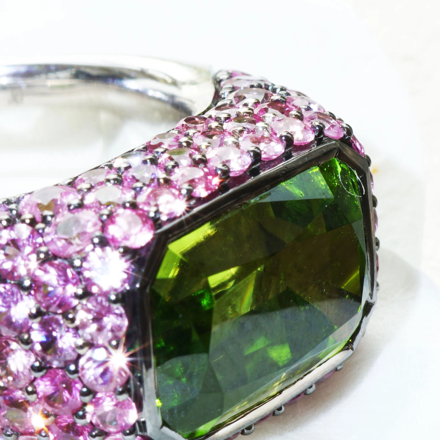 Peridot from Pakistan 9 ct Supat Mine a great Investment loupeclean Awesome Color