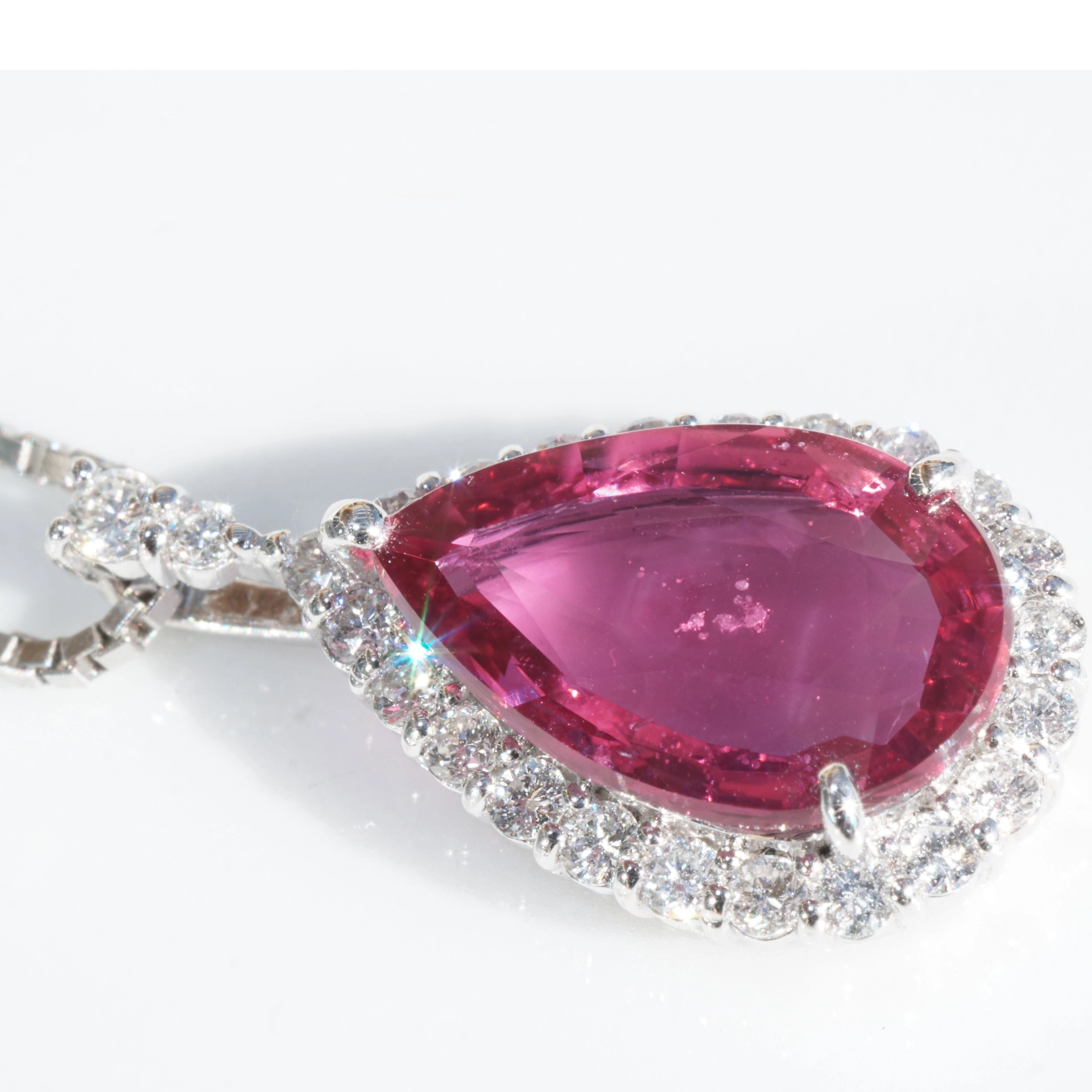 Ruby Brilliant Pendant 3.03 ct unheated Mozambique AIGS Certificate 950 platinum 0.43 ct Rare Size