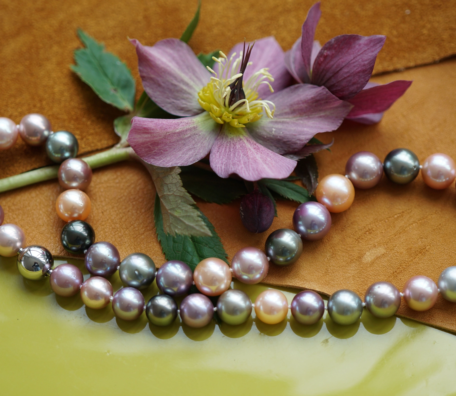Multicolor Palette of Tahitian cultured Pearls and colored Ming Pearls Necklace