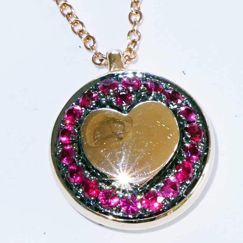 LOVE Sapphire Heart Pendant with Chain 750 Rose Gold.... super cool traditional Goldsmith Work 