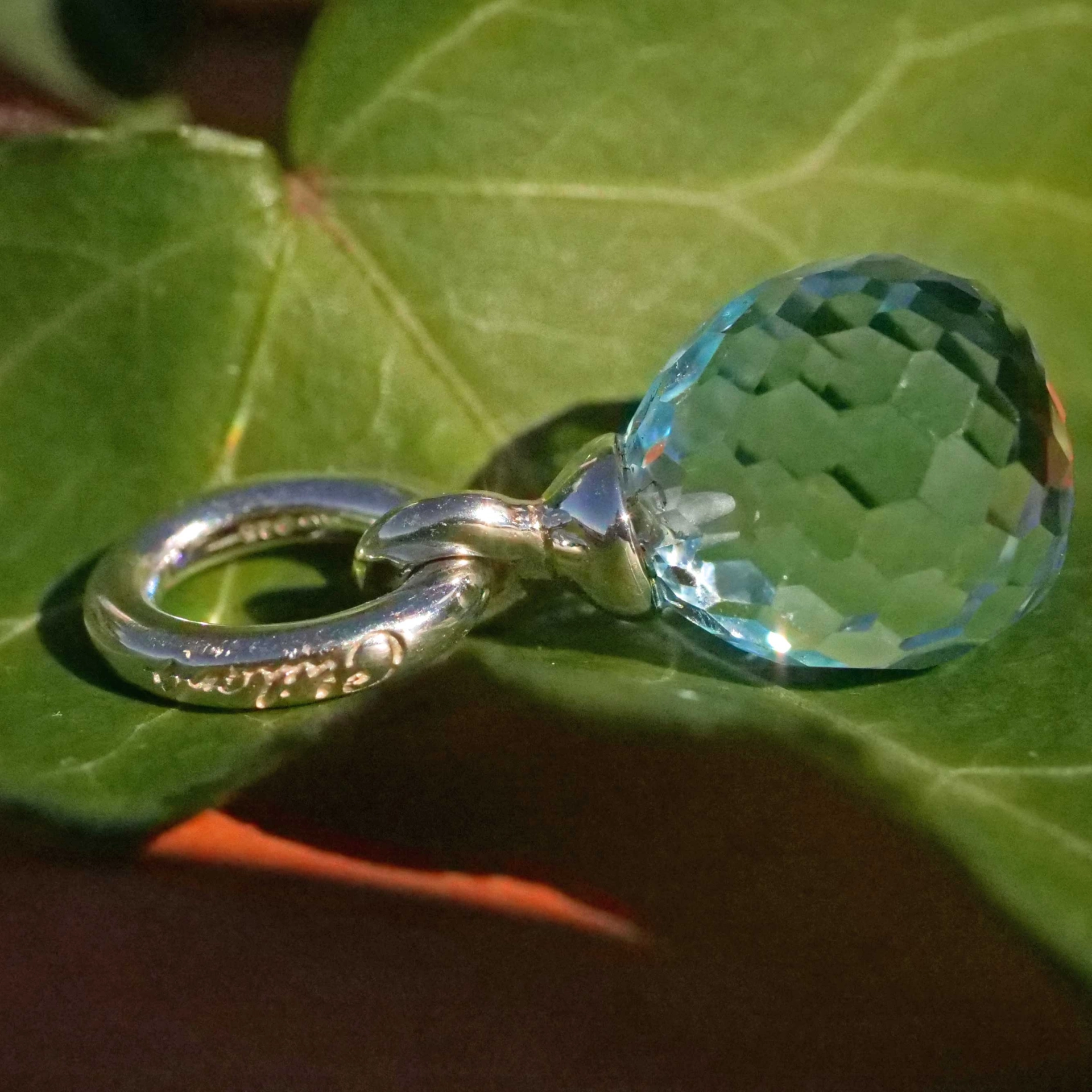 Bluetopaz Pendant Pample Star from the Lifestyle Jewelry Manufacturer Chilango