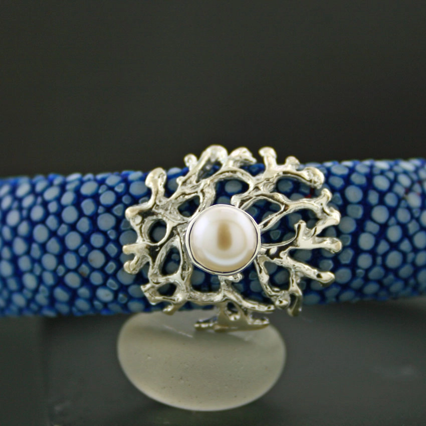 Zuchtperl Rochenleder Armreif under the sea 925er Silber blau