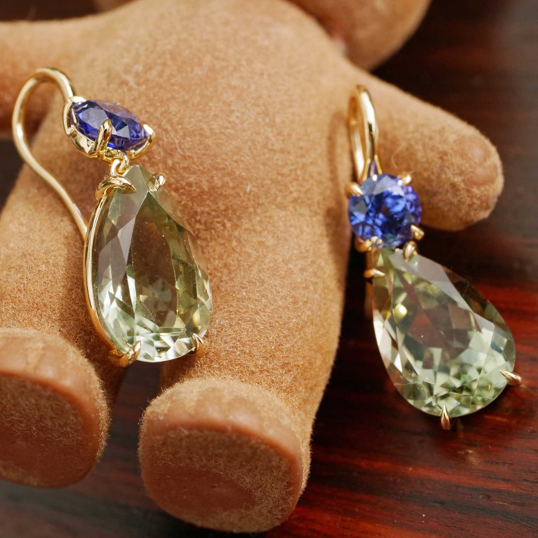Bluetopaz Amethyst Earrings of high quality made in a traditional Italian goldsmith in Valenza, modern Design