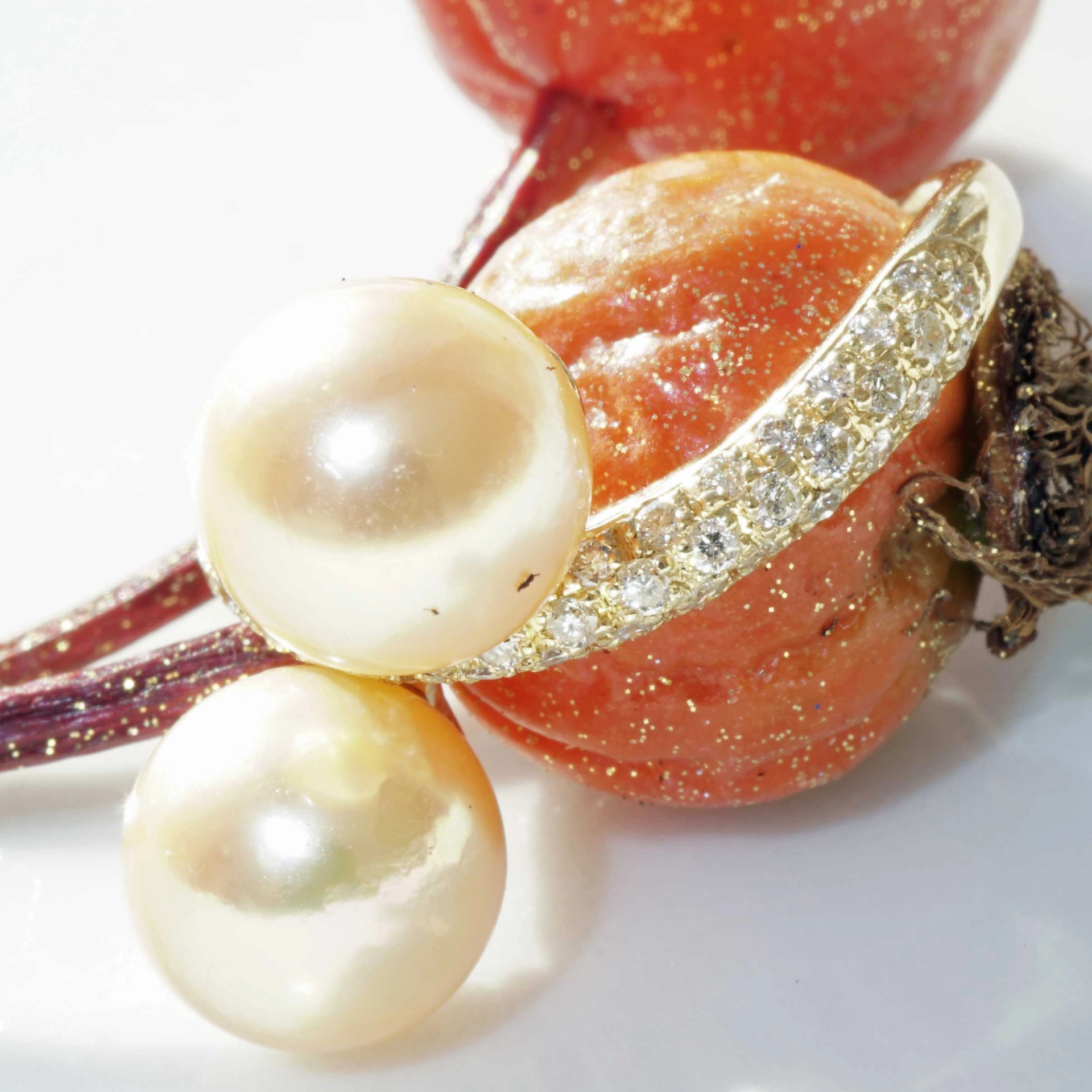 Southsea Pearl Brilliant Ring 18 kt Yellow Gold 0.51 ct W / VS-SI very elegant