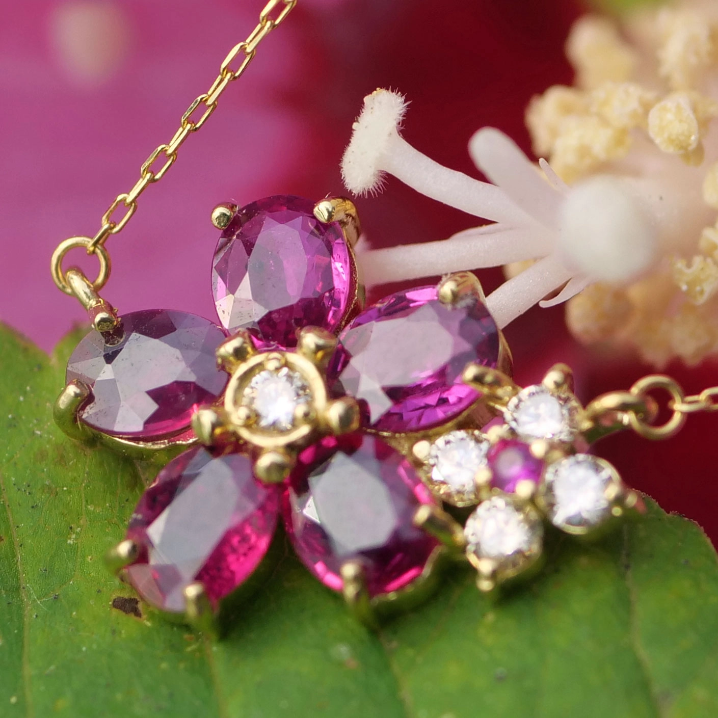 Very delicate and fine Ruby Diamond Necklace...petit
