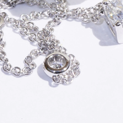 Round full cut brilliant approx. 0.50 ct, D (very fine white) / SI2 (small inclusions) with GIA report