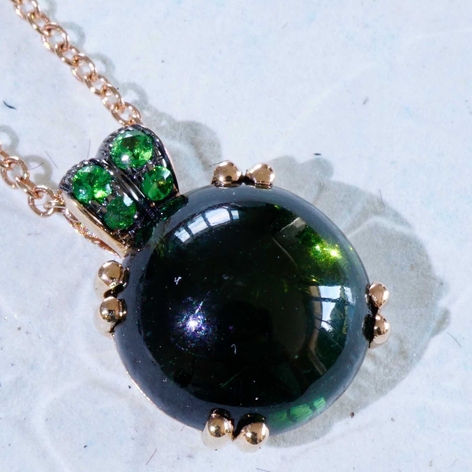 Tourmaline Tsavorite Pendant with Chain 750 Rose Gold... Bubbles.. round Gemstone Cabochons to fall in Love with