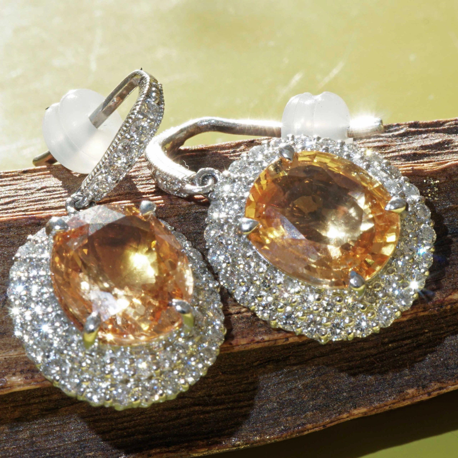 Saphire Brilliant Earrings 900 Platinum orange-pink 7.14 ct......incredible Color